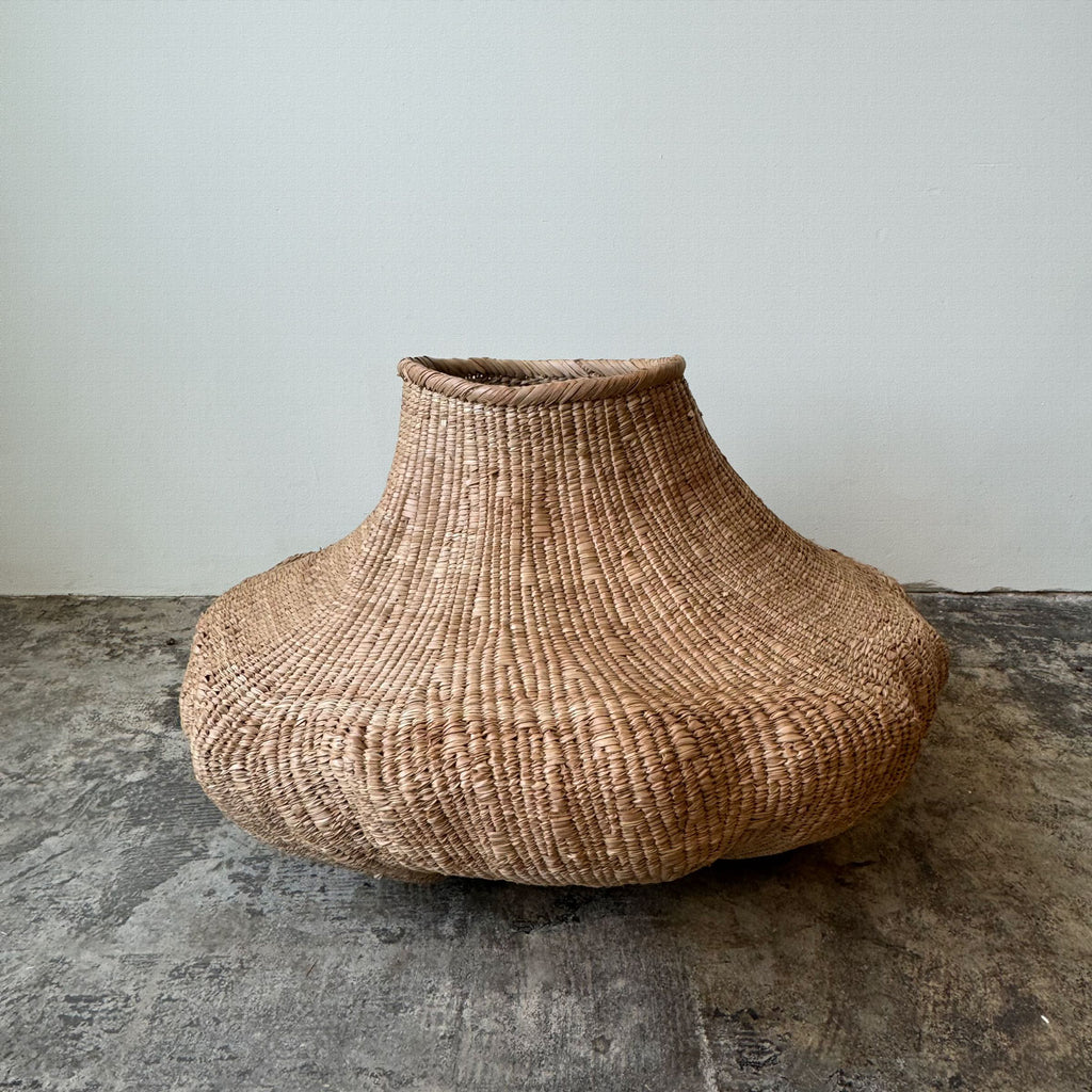 Handwoven Garlic Gourd Shaped Basket | Large III